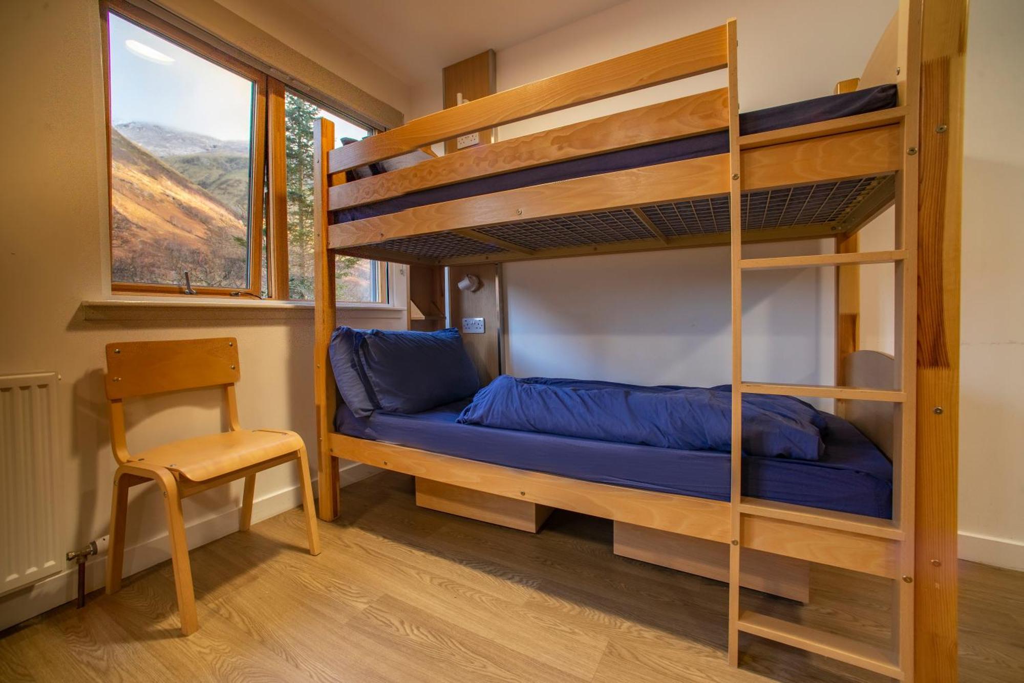 Glen Nevis Youth Hostel Fort William Dış mekan fotoğraf A bunk bed